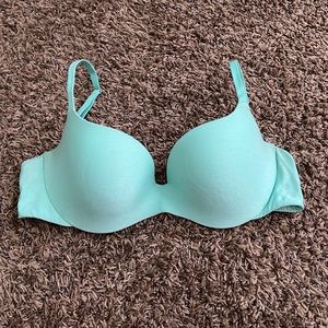VS PINK light lift bra